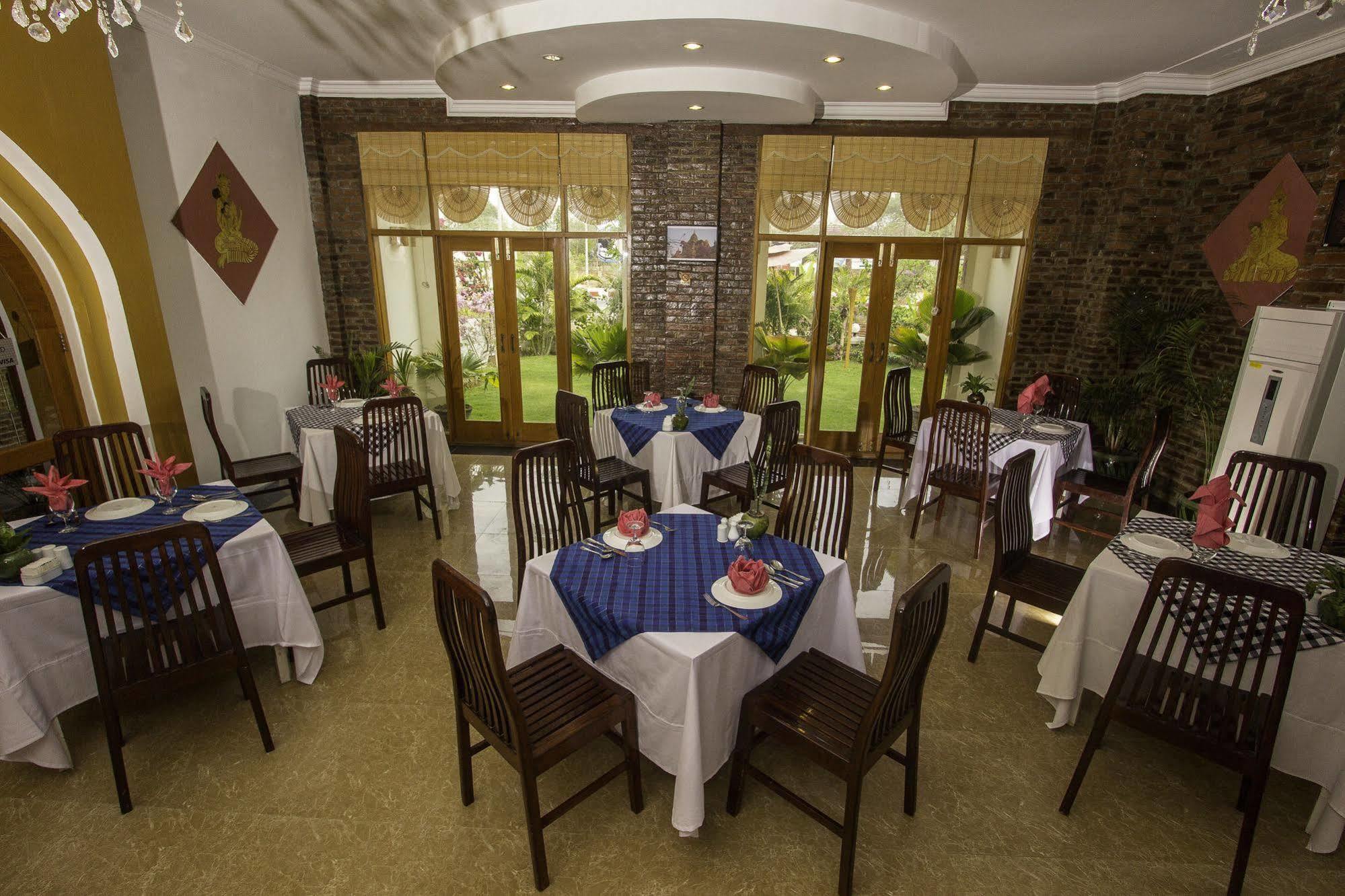 Raza Gyo Hotel Παγκάν Εξωτερικό φωτογραφία