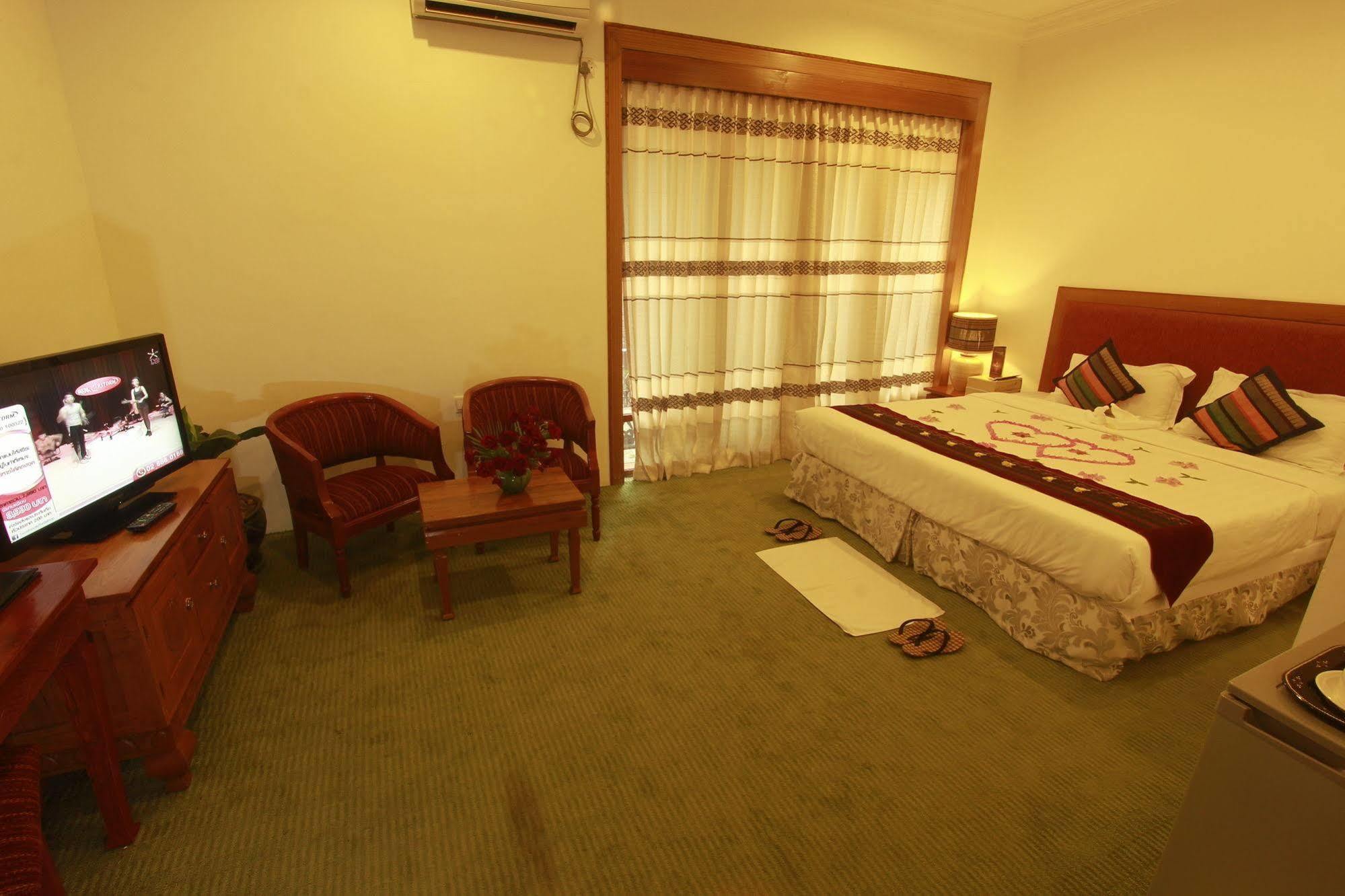 Raza Gyo Hotel Παγκάν Εξωτερικό φωτογραφία