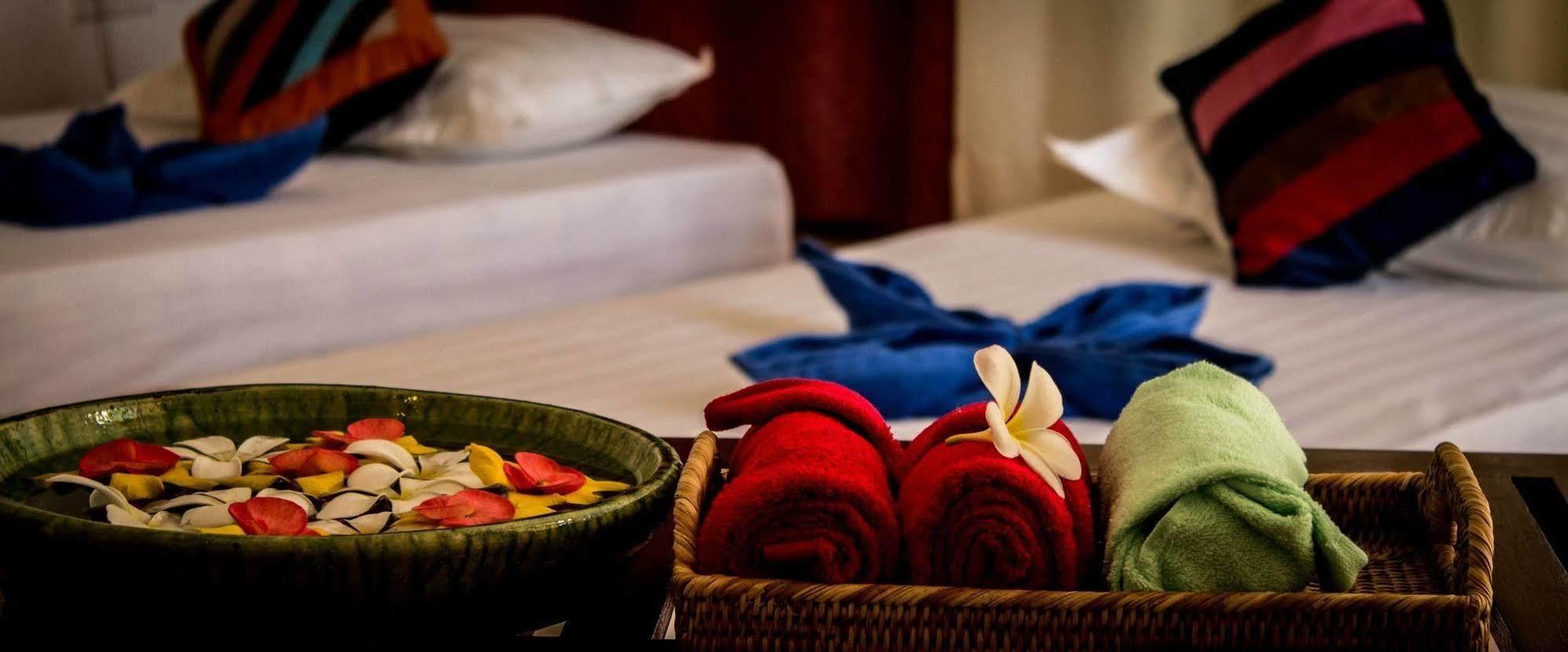 Raza Gyo Hotel Παγκάν Εξωτερικό φωτογραφία