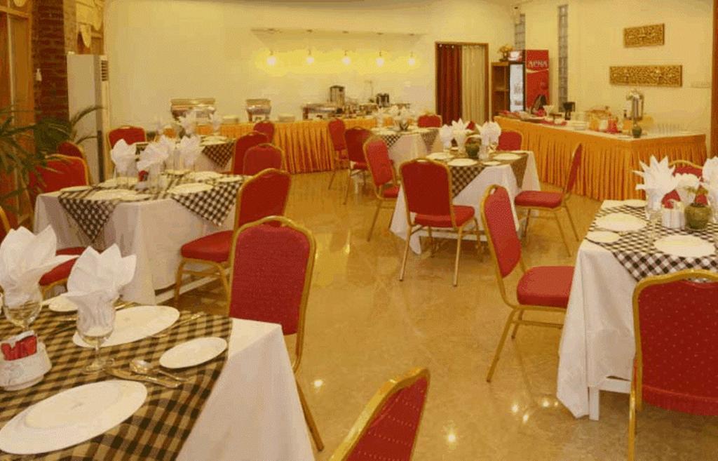 Raza Gyo Hotel Παγκάν Εξωτερικό φωτογραφία